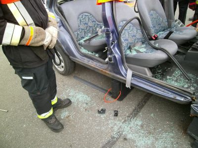 &Uuml;bung Technische Hilfeleistung - Foto 25