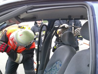 &Uuml;bung Technische Hilfeleistung - Foto 29